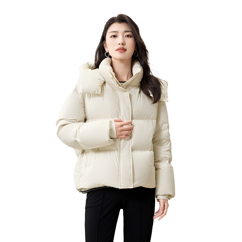马克华菲短款可拆卸帽羽绒服女款2025冬季面包服时尚百搭保暖外套