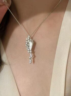 小众高级感捧花爆闪项链复古法式轻奢项链气质独特百搭设计锁骨链