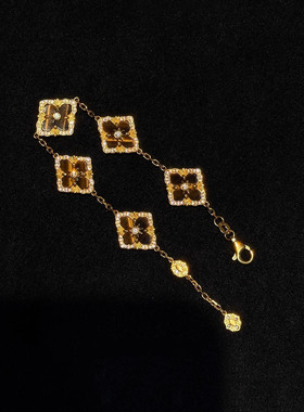 小红书爆款老钱风虎眼石四叶草吊坠项链轻奢高级感百搭款一件