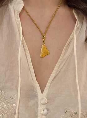 小红书爆款新中式金色轻奢拉丝金山项链高级感复古锁骨链一件