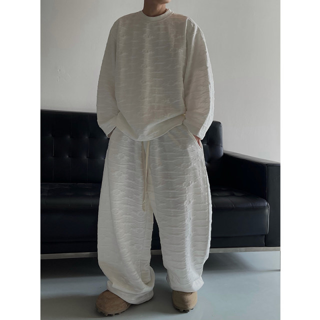 Three-dimensional ethnic style jacquard white sports suit