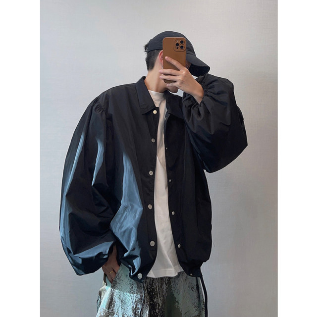 Retro exaggerated puff sleeves and velvet lapel coach jacket