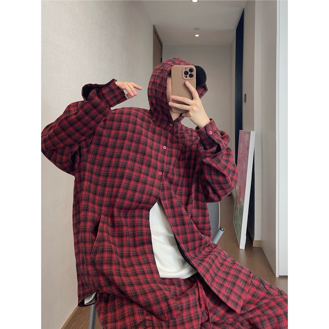 Dannyandzee spring loose retro versatile red and black plaid handsome hooded long-sleeved shirt jacket for men INS
