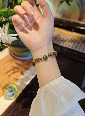 天然沉香手链搭配天然蜜蜡手串