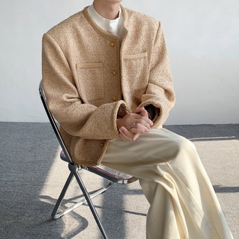 ດູໃບໄມ້ລົ່ນແລະລະດູຫນາວ retro ເກົ່າເງິນແບບ woolen suit ຜູ້ຊາຍອອກແບບແບບເກົາຫຼີຂອງອິນເຕີເນັດສະເຫຼີມສະຫຼອງສູງ collarless shoulder pad Xiaoxiang jacket