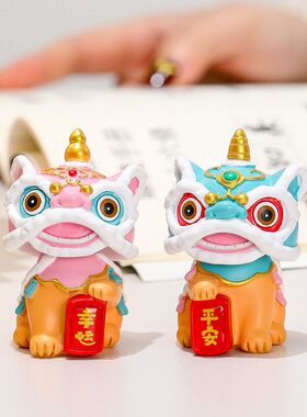 新款摇头国潮醒狮办公室工位稳定情绪装饰品卡通平安狮子开业礼品