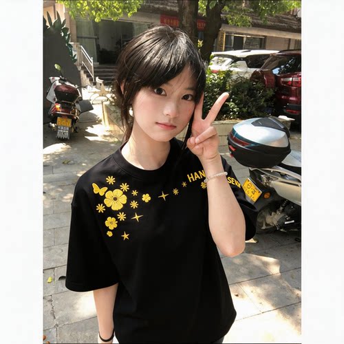 HandSeven潮牌时尚花卉英文字母春夏休闲圆领宽松百搭短袖T恤上衣 - 图2