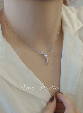 AMO蝴蝶结人造珍珠项链女银简约