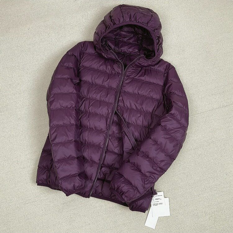 优品轻便女简约连帽轻薄羽绒服短款休闲薄款90白鸭绒外套时尚冬季