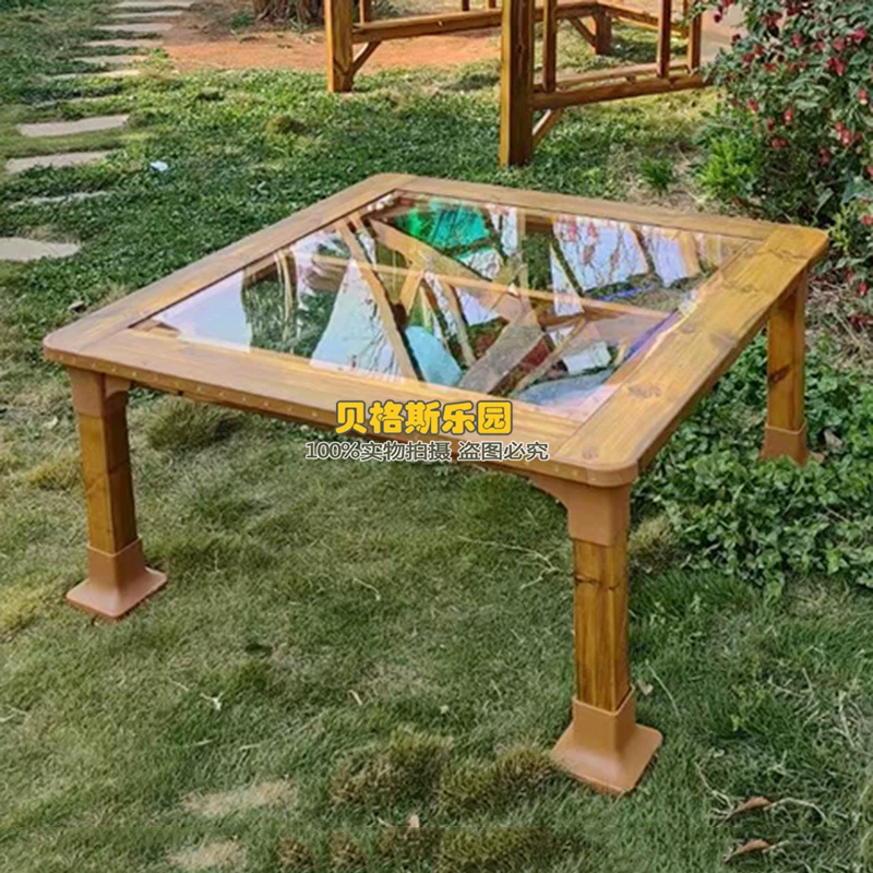 [Outdoor classroom cedarwood graffiti drawing table for children indoor activity desk wooden table transparent desk art table]