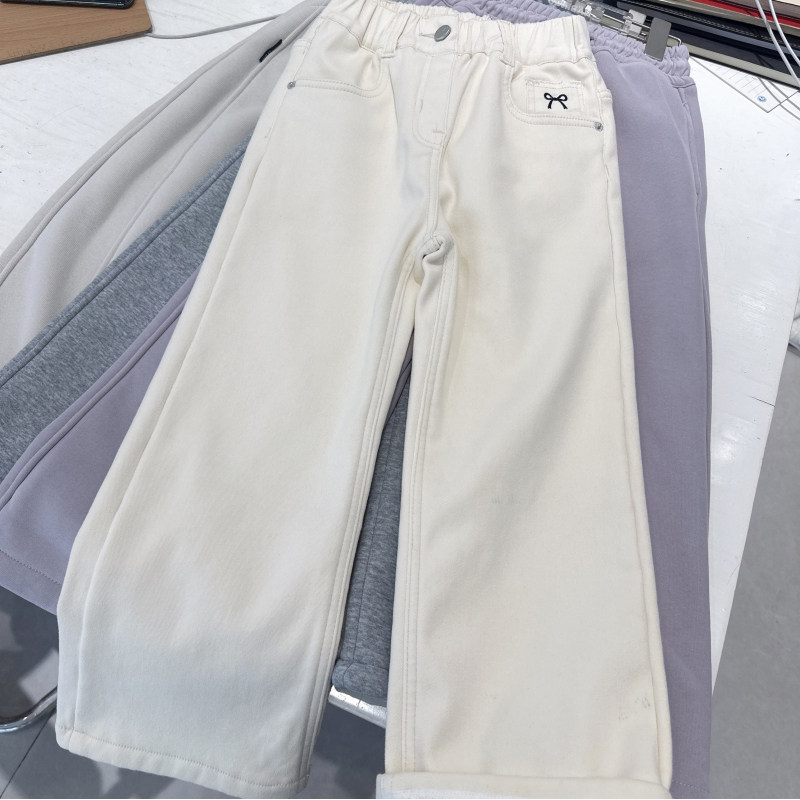 女童超软高弹一体绒直筒裤冬装2025新款中大童加绒加厚牛仔阔腿裤,淘宝优惠券,粉丝福利购,淘宝优惠卷