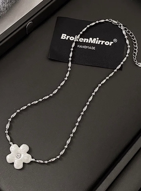 少女CEO韩系滴釉小花朵甜美设计感镶钻米粒圆珠串珠项链小众锁骨