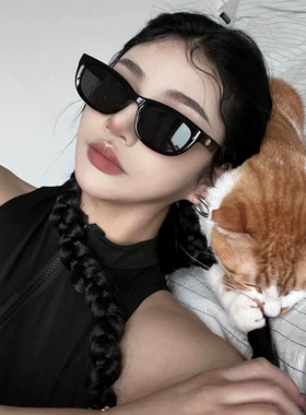 少女CEO复古猫眼黑色辣妹欧美墨镜女高级感小脸防紫外线太阳眼镜