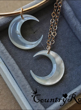 天然月牙戒指双面白蝶贝骨兰戒女