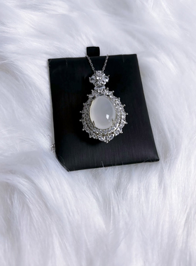 灵妙白玉髓鸽子蛋吊坠925银镶嵌玉石项链挂件