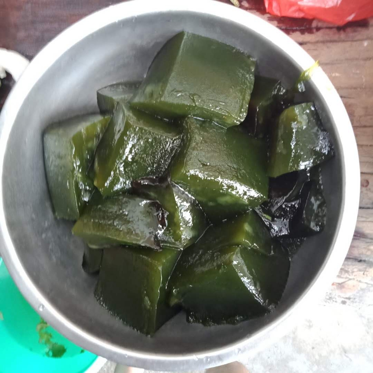 新鲜仙草绿凉粉绿豆腐青草糊凉粉草仙人草新鲜草草菓3斤包邮