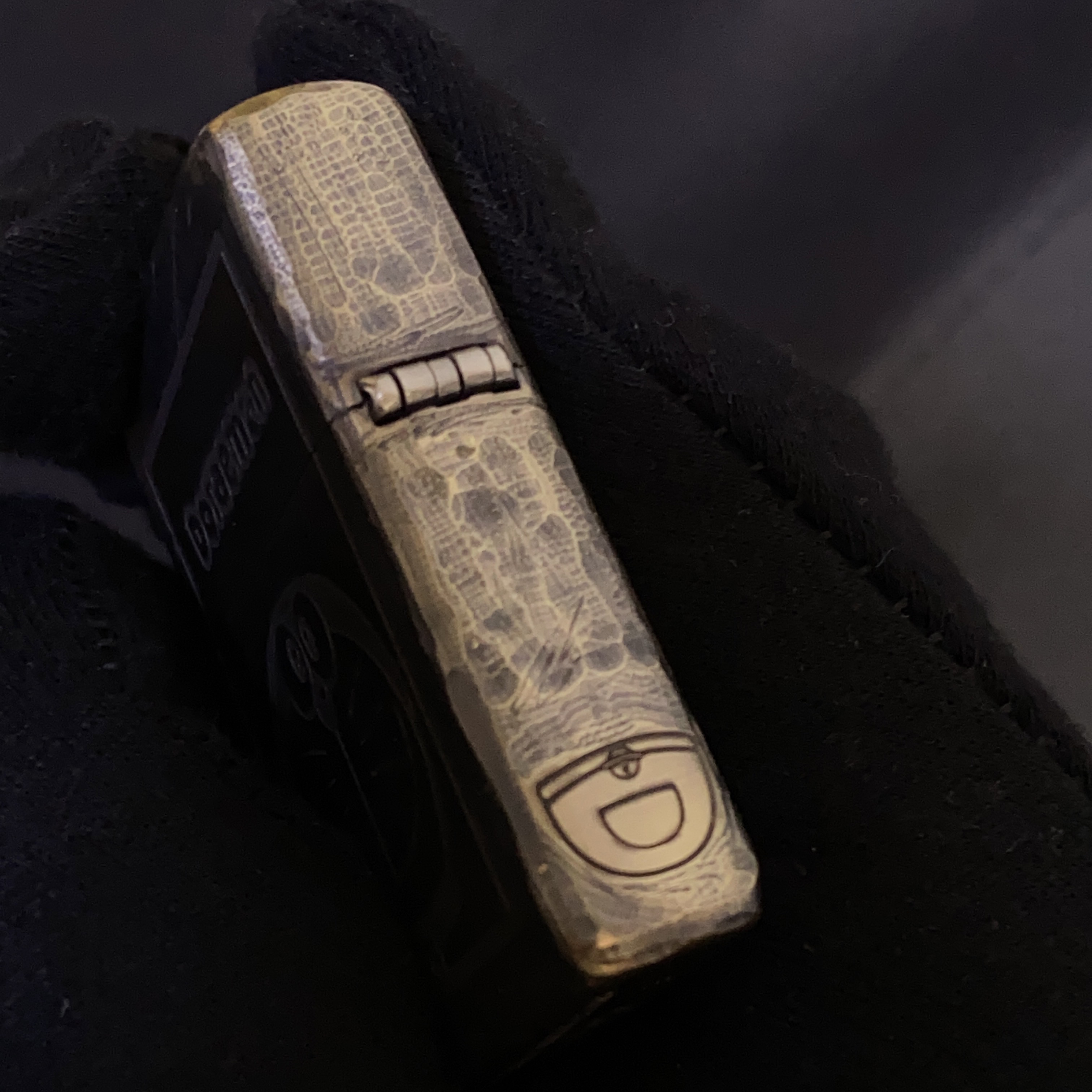 火机蓝胖子哆拉 梦机器猫小叮当手雕个姓动漫定制 A 美国正版 zippo 火机蓝胖子哆拉 梦机器猫小叮当手雕个姓动漫定制 A 美国正版 zippo