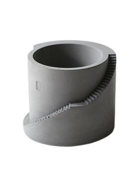 抽象现代展厅桌面摆件笔筒