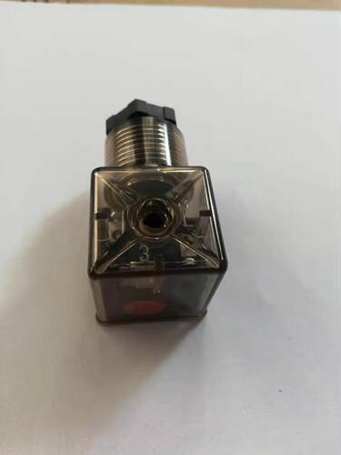 液压电磁阀插头DC24V带灯插头AC220V液压阀配件10A比例流量阀插头 - 图2