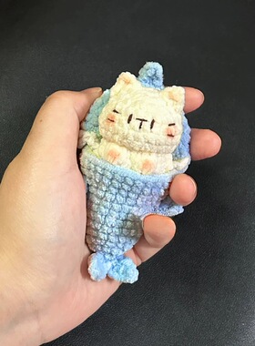 手工钩织鲨鱼小猫挂件材料包