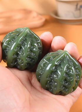 天然新疆和田玉核桃手把件