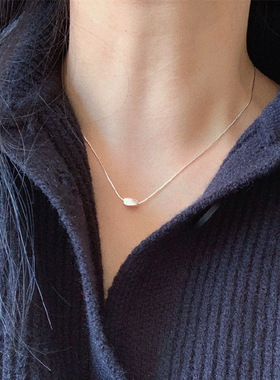 S925纯银方形吊坠项链女极细简约气质冷淡风锁骨链豆豆