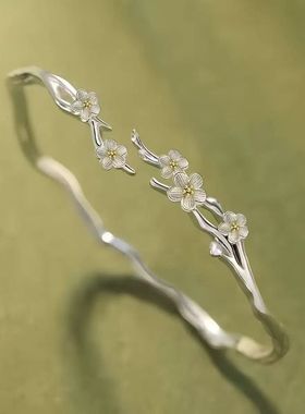 莫离茉莉花手镯女小众轻奢细款轻奢高级感开口手环花朵实心镯子