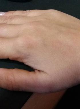 火爆热销中韩版时尚星星五芒星镂空手链 合金diy饰品