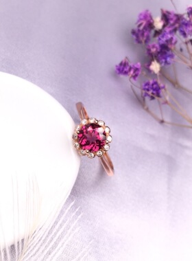 925纯银镶嵌天然镁铝石榴石戒指