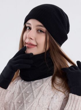 Hatscarfglovesthreepiece