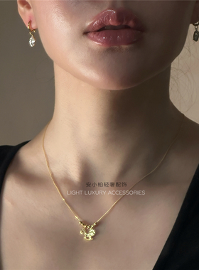 安小柏 马上有钱！碎碎冰 通体s925纯银小马项链2026新轻奢锁骨链