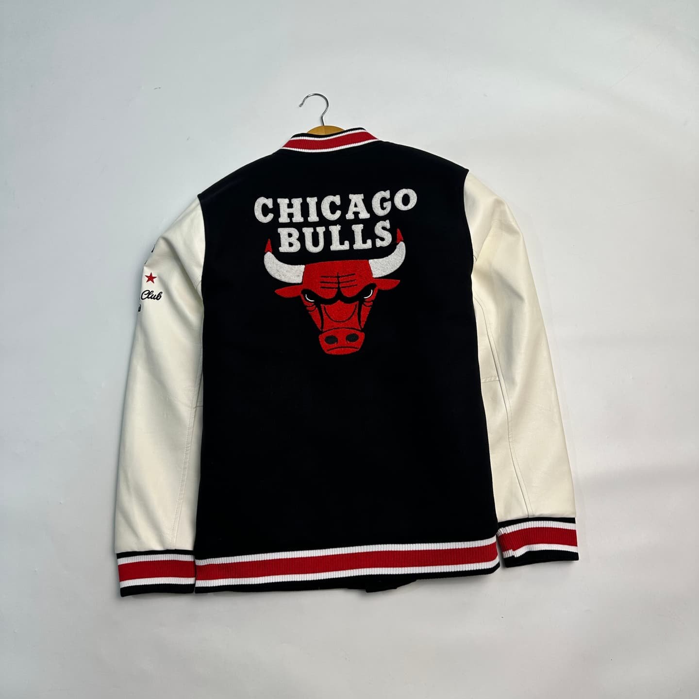 外贸尾货 北美篮球男士呢子单排扣棒球棉服 万针刺绣LOGO保暖棉衣,淘宝优惠券,粉丝福利购,淘宝优惠卷