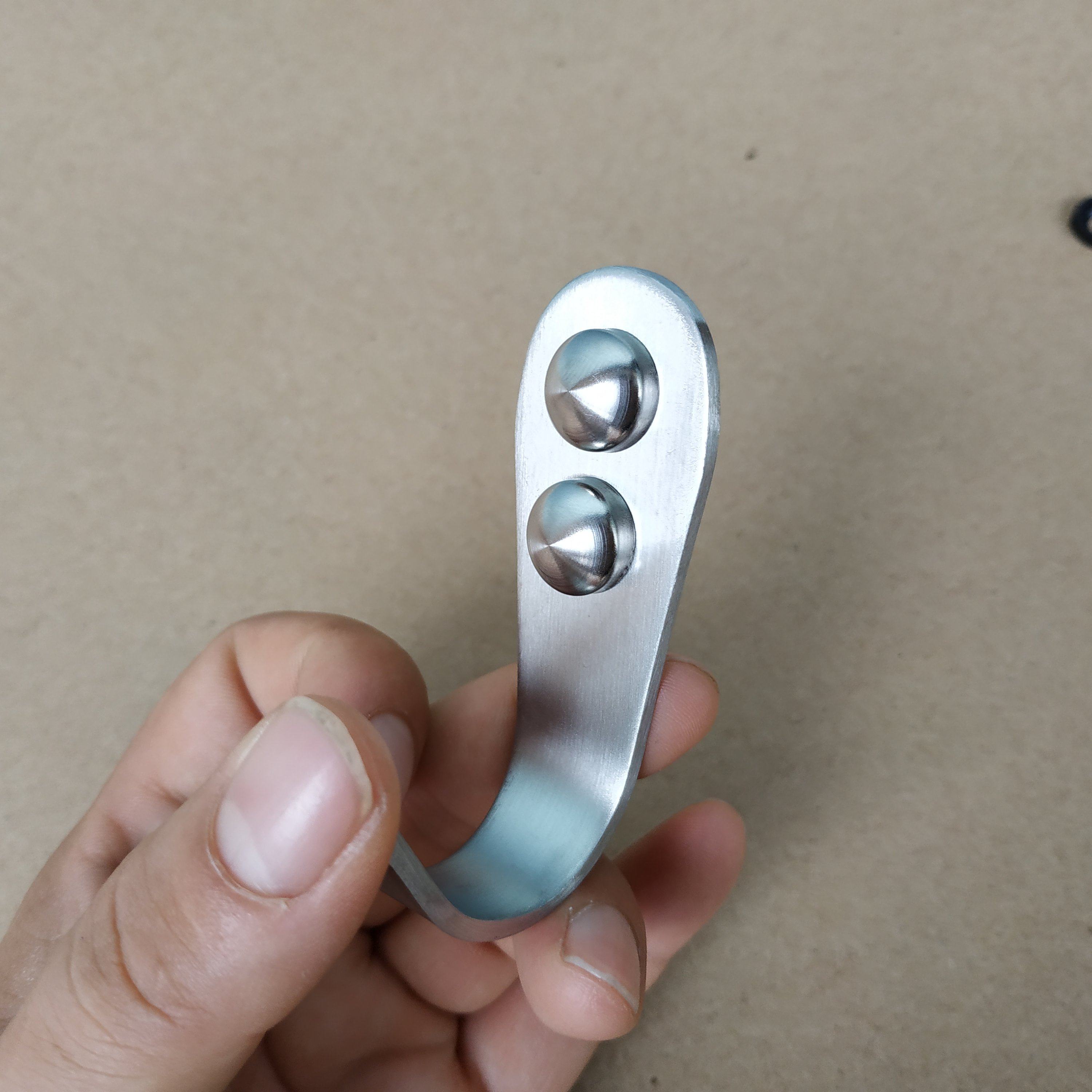 单个加厚不锈钢挂钩厕所洗手试衣间酒店家装工程门后挂衣钩衣帽钩