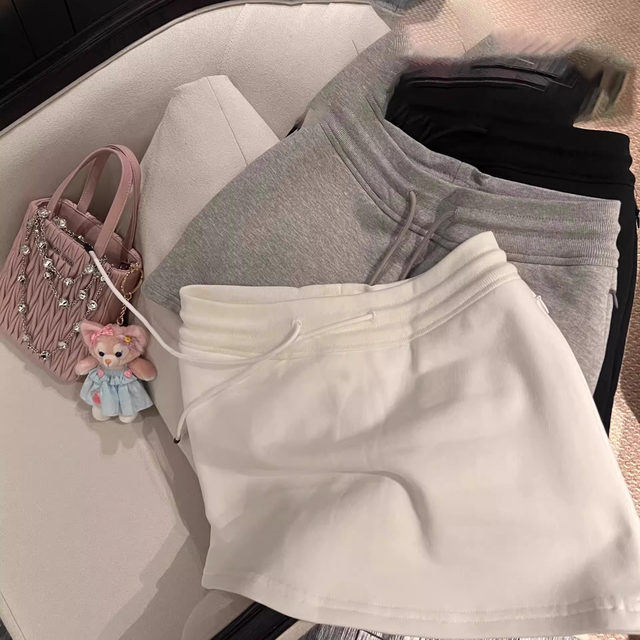 Sports short skirt, autumn and winter women's 2025 new yoga skirt, sun protection tennis skirt, a-line hip-hugging skirt, outer wear