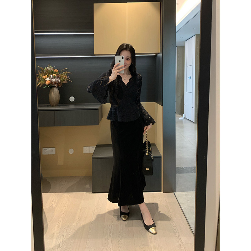 XINYI【巴黎旧梦】秋季浮雕蕾丝小衫女喇叭袖显瘦气质内搭打底衫,淘宝优惠券,粉丝福利购,淘宝优惠卷