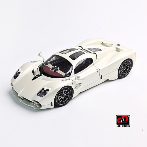 [程逸预售]LCD  1:18 Pagani Utopia帕加尼乌托邦  合金全开模型 - 图0