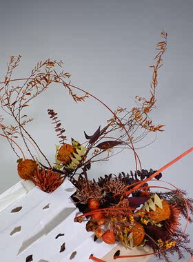 酒店前台干花摆放售楼部花艺装置