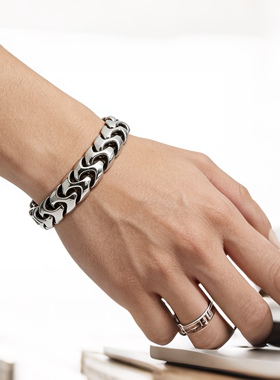 男士复古朋克钛钢龙骨链手链