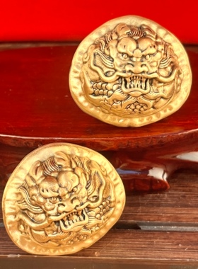 黄铜浮雕龙头中式仿古摆件