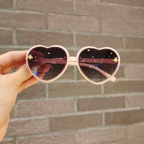 儿童太阳镜女童可爱超萌爱心框宝宝墨镜小女孩防紫外线遮阳眼镜潮 - 图3