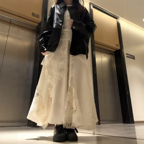 蕾丝拼接设计白色半身裙女长款春秋季大码胖mm显瘦遮肚不规则裙子 - 图0
