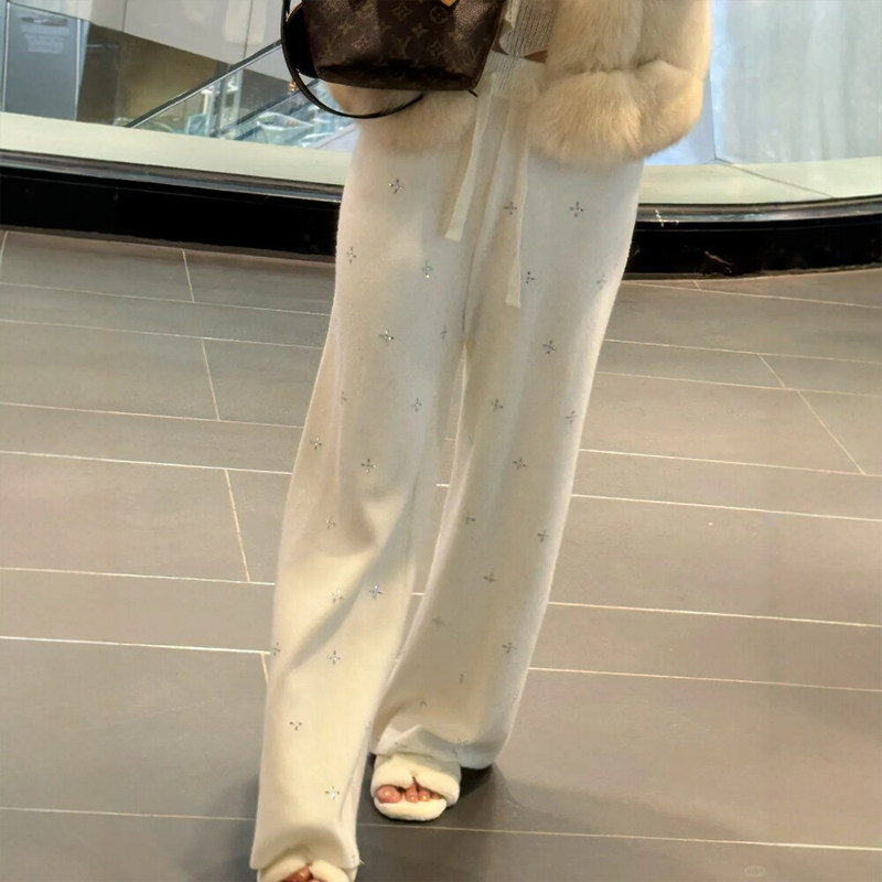 白色慵懒风重工烫钻阔腿裤子女款大码胖mm梨形身材软糯休闲糯米裤,淘宝优惠券,粉丝福利购,淘宝优惠卷