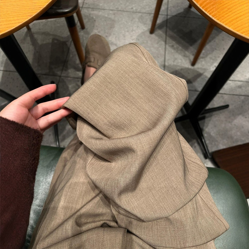 卡其色西装裤子女时尚洋气时髦轻奢高级感大码老钱风窄版阔腿长裤,淘宝优惠券,粉丝福利购,淘宝优惠卷