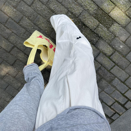 白色速干工装裤女款大码爱心刺绣阔腿裤垂感酷飒风直筒透气运动裤 - 图0