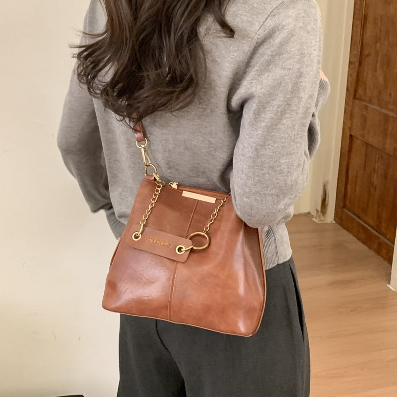 复古大容量高级质感包包女新款跨境网红时尚单肩斜挎百搭水桶包包,淘宝优惠券,粉丝福利购,淘宝优惠卷