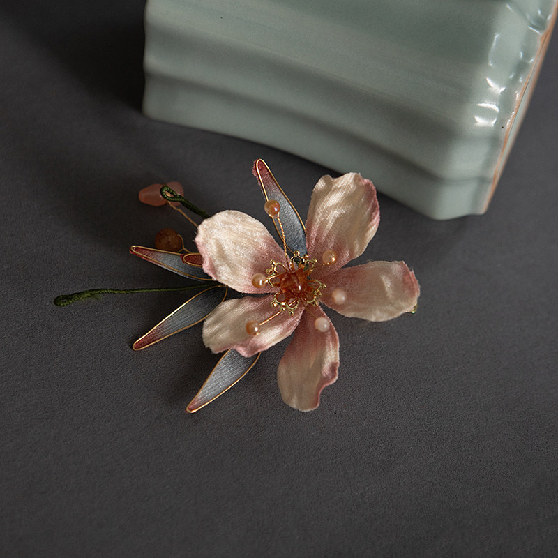 新娘中式晨袍渐变粉色花朵个性头饰百搭秀禾服旗袍宫廷复古发簪女,淘宝优惠券,粉丝福利购,淘宝优惠卷