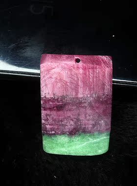 中国水晶矿石天然吊坠红绿宝石