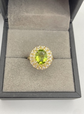 出口日本纯银镀铂金天然橄榄石开口戒指孤品宝石级全净体3.52克拉