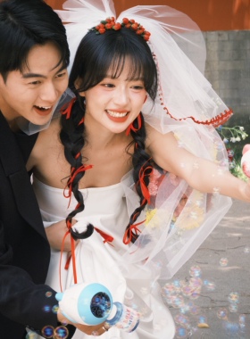 新娘结婚婚纱头纱多层蓬蓬纱硬纱红色花边喜嫁风头饰摄影拍照样片