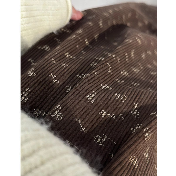 冬季美拉德棕色九分碎花裤子大码女胖mm显瘦休闲灯芯绒阔腿奶奶裤 - 图3